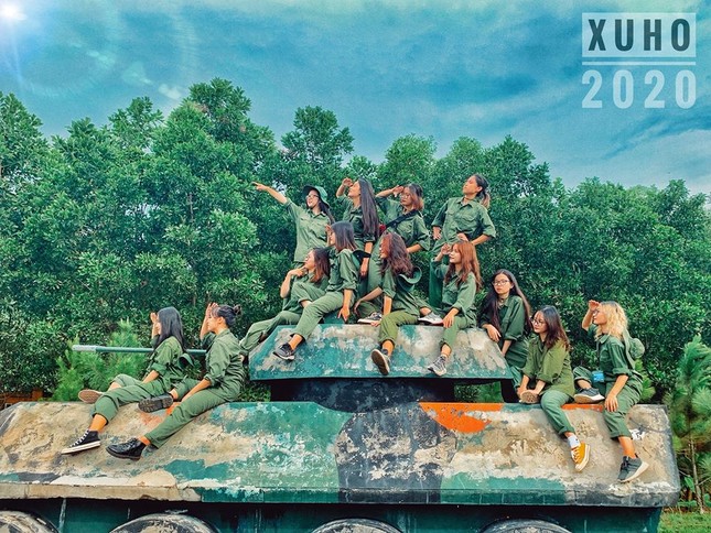 Kỳ quân sự đáng nhớ của sinh viên Đại học Kinh Tế Quốc Dân giữa mùa dịch COVID-19 ảnh 1