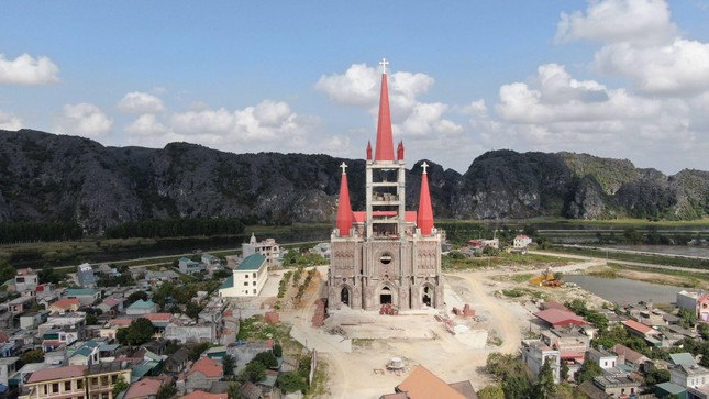 Thánh đường lớn nhất Việt Nam có gì đặc biệt? ảnh 3