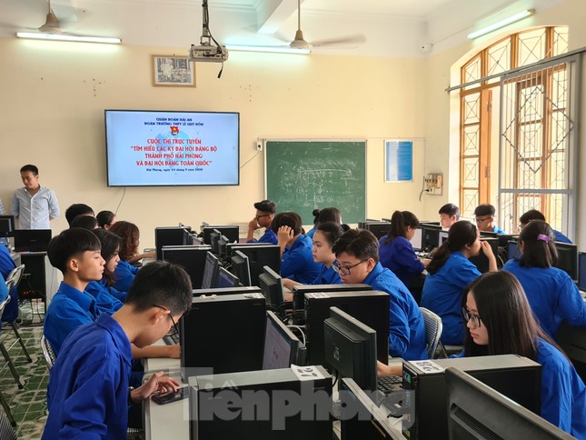 Hơn 1.000 đoàn viên Hải Phòng hưởng ứng ngày hội văn hoá giao thông ảnh 1