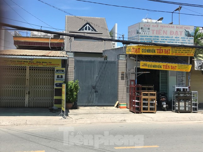 Vụ 2 bé trai chết ngạt khi cháy nhà: 'Phá được cửa vào thì các cháu đã lịm đi' ảnh 4