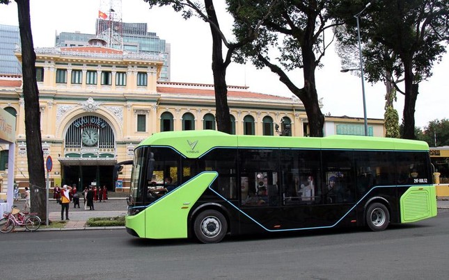  Xe buýt điện đầu tiên ở TPHCM hoạt động như thế nào?