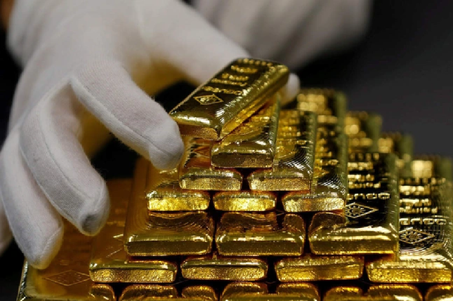 Vàng trong nước đứng yên vẫn cao hơn thế giới 15 triệu đồng/lượng ảnh 1