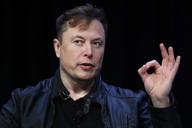 Tỷ phú Elon Musk chính thức mất ngôi giàu nhất thế giới ảnh 1