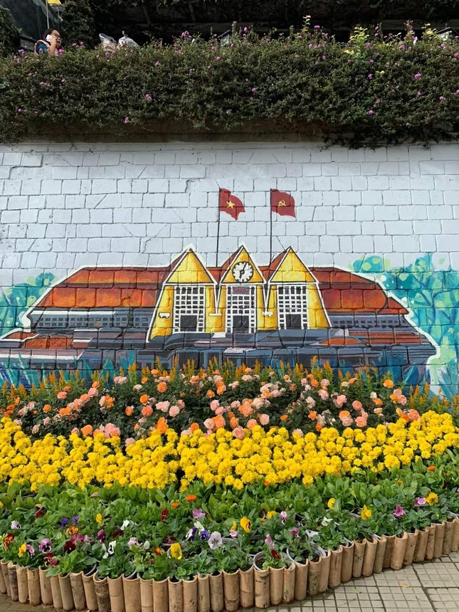Đắm mình trong Festival hoa Đà Lạt: Nhiều hoạt động thú vị, "ngã đâu cũng có ảnh đẹp"! ảnh 3