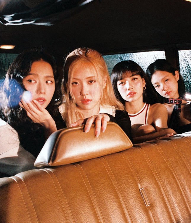 BLACKPINK được vinh danh Nghệ sĩ giải trí của năm, xuất hiện trên ảnh bìa tạp chí TIME ảnh 2