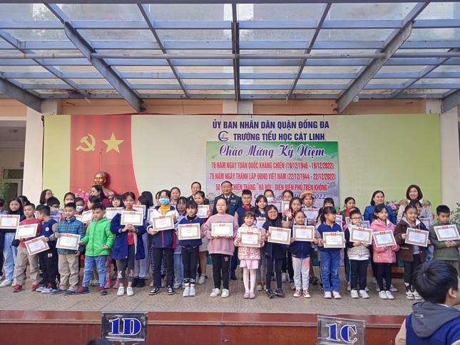 Hà Nội: Tween Tiểu học Cát Linh hào hứng kỷ niệm ngày thành lập Quân đội Nhân dân Việt Nam ảnh 4