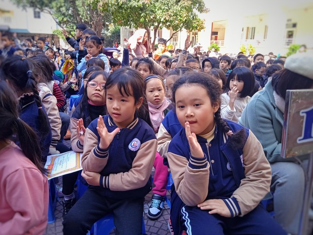 Hà Nội: Tween Tiểu học Cát Linh hào hứng kỷ niệm ngày thành lập Quân đội Nhân dân Việt Nam ảnh 7