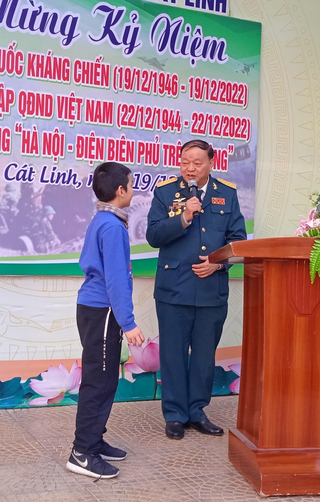 Hà Nội: Tween Tiểu học Cát Linh hào hứng kỷ niệm ngày thành lập Quân đội Nhân dân Việt Nam ảnh 10