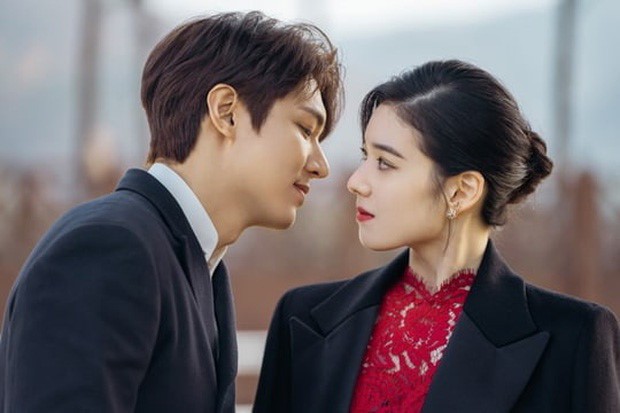 Càng thanh minh về 2 lần làm “tiểu tam”, nữ phụ “Quân Vương Bất Diệt” càng mất điểm nặng ảnh 4