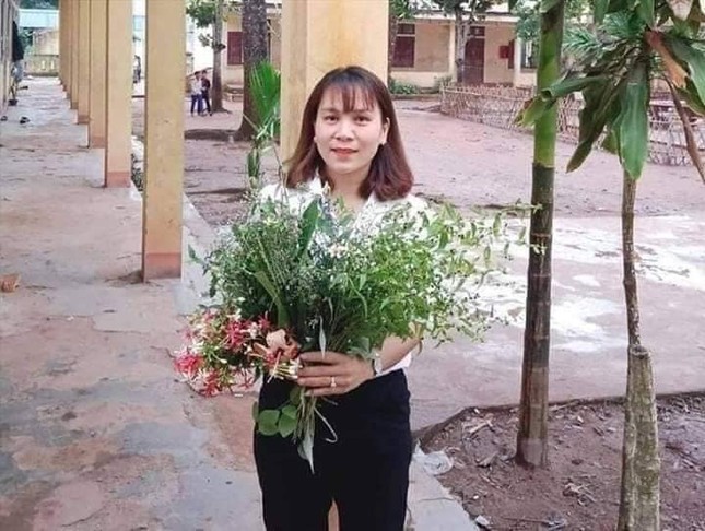 Rưng rưng trước những món quà trò vùng cao tặng thầy cô nhân ngày 20/11 ảnh 8
