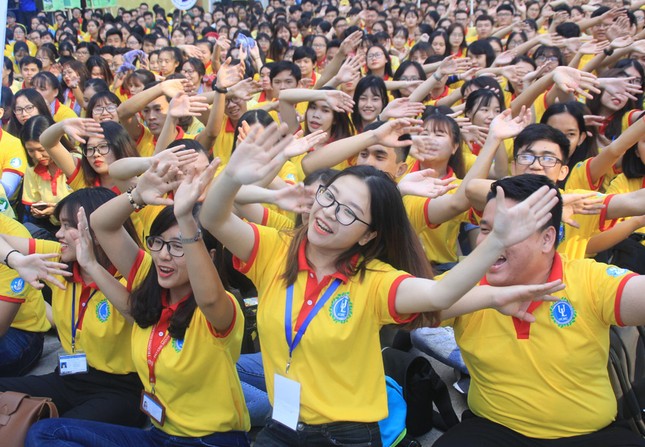 Tuổi trẻ TPHCM ra quân Xuân tình nguyện 2019 ảnh 1