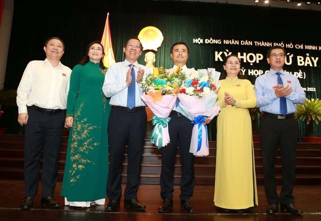 Phân công công tác Chủ tịch, các Phó Chủ tịch UBND TPHCM ảnh 1