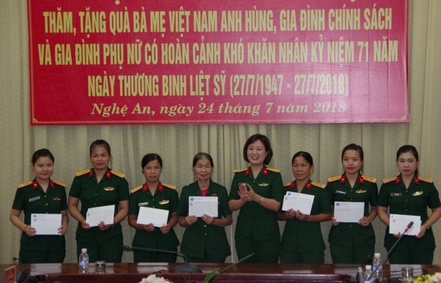 Phụ nữ Quân đội tri ân tại Nghệ An ảnh 1