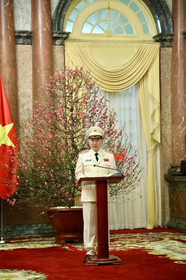 Phong Đại tướng cho Bộ trưởng Công an Tô Lâm và Chủ nhiệm TCCT Lương Cường ảnh 2