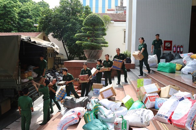 Những người lính quân hàm xanh trên mặt trận đặc biệt ảnh 4