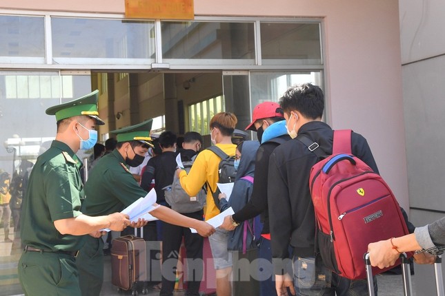 Quân đội làm hết sức mình chống dịch nCoV ảnh 2