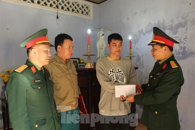 Hơn 1 vạn thanh niên trên địa bàn Quân khu 4 nhập ngũ năm 2020 ảnh 1