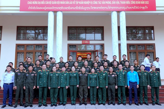 Giúp cán bộ Quân đội Lào nâng cao nghiệp vụ công tác thanh niên, công đoàn ảnh 4