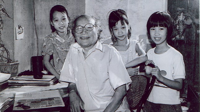Tô Hoài đen trắng của Mai Nam ảnh 4