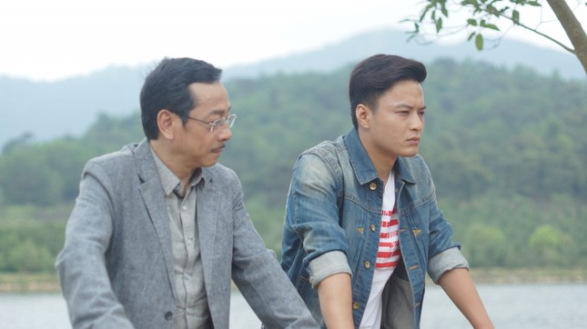 Lê Thành 'Người phán xử' từng bán điện thoại kiếm sống ảnh 2