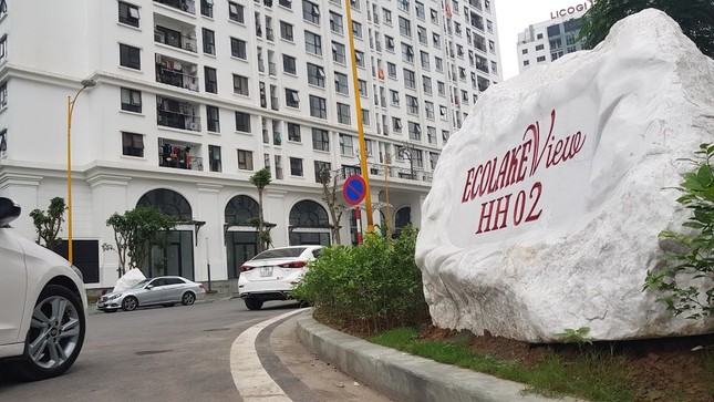 Chung cư mới bàn giao đã đỏ rực băng rôn 'tố' căn hộ hụt diện tích ảnh 2