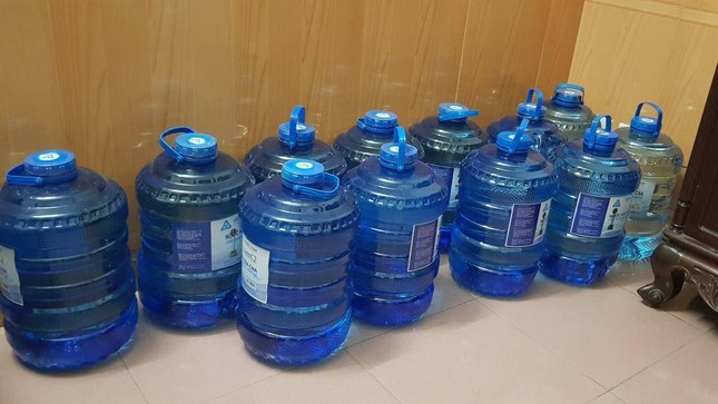 Nữ cổ đông góp vốn lập 'siêu' DN 144 nghìn tỷ đồng làm nghề bán nước ảnh 1
