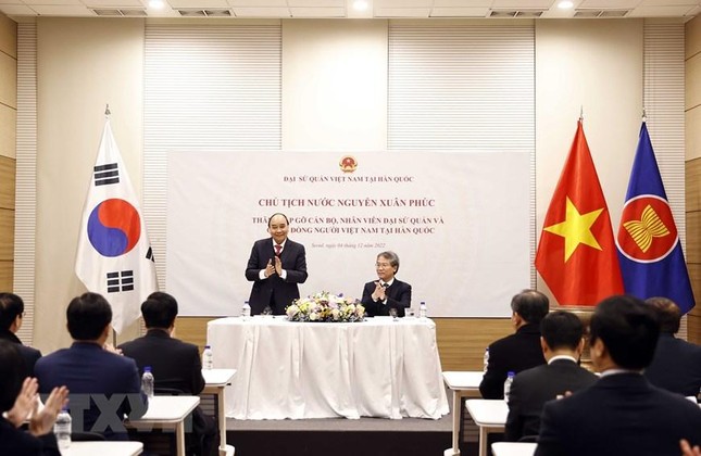 Hoạt động của Chủ tịch nước Nguyễn Xuân Phúc tại Hàn Quốc ảnh 11