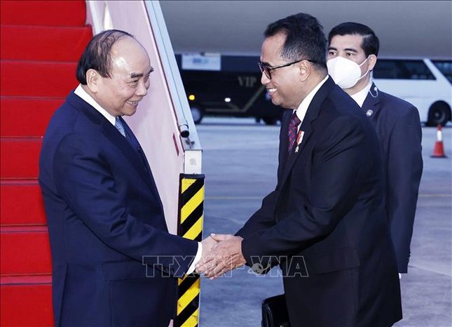Chủ tịch nước bắt đầu chuyến thăm cấp Nhà nước đến Cộng hòa Indonesia ảnh 2