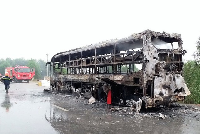 Bản tin 8H: 18 người chết vì tai nạn giao thông trong ngày đầu nghỉ Giỗ Tổ ảnh 1