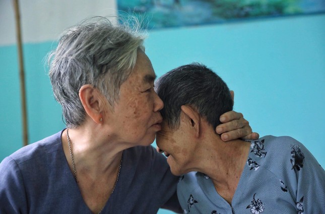 Vụ bắt giam 8 công dân oan: Nhận lại con sau gần 40 năm ảnh 2