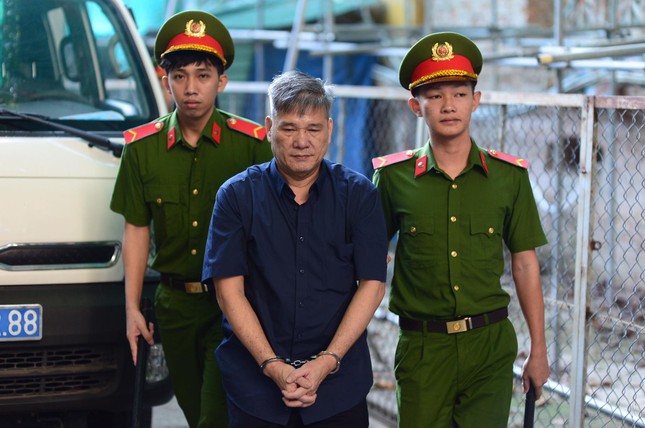 Truy nã cựu giám đốc Sở giao dịch ngân hàng Phương Nam ảnh 1