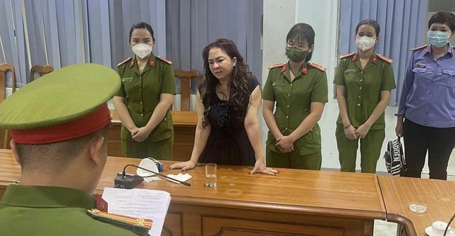 Ca sỹ Vy Oanh sẽ đến dự phiên xét xử bà Nguyễn Phương Hằng và đồng phạm ảnh 1