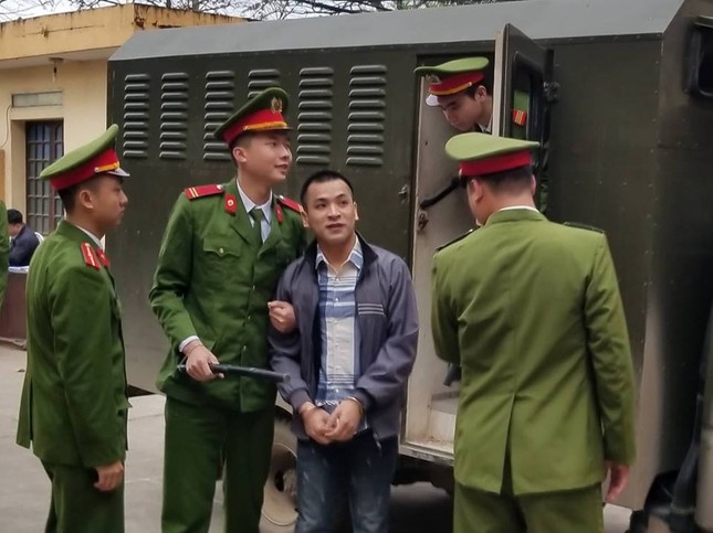 Các bị cáo vụ chạy thận 9 người chết ở Hòa Bình trải lòng khi nói lời sau cùng ảnh 1