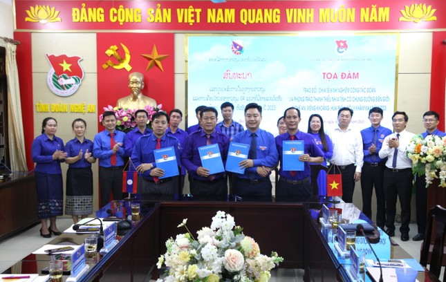 Tỉnh Đoàn Nghệ An và 3 tỉnh nước Lào ký biên bản ghi nhớ, phối hợp hoạt động ảnh 3