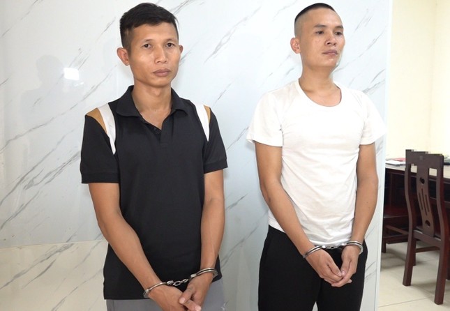 Bắt hai đối tượng chuyên mang hung khí đi đột nhập nhà dân, trộm tài sản ảnh 1