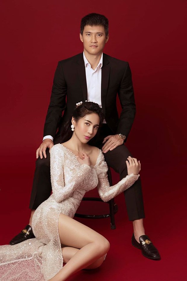 Showbiz 24/6: Đàm Thu Trang khoe bụng bầu, Hồ Ngọc Hà “đáp miếng” rạng rỡ mang song thai ảnh 10