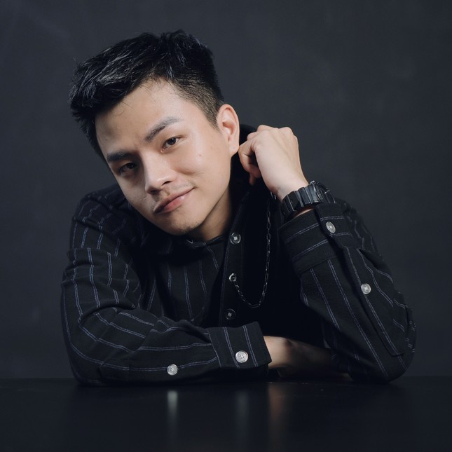 Đức Châu: Từ chàng trai sáng tạo video triệu view đến CEO công ty giải trí đa tài ảnh 3