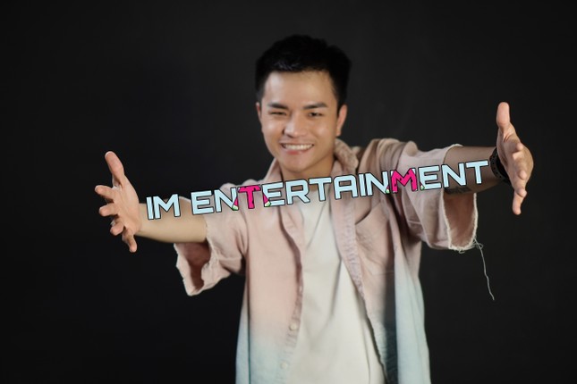 Đức Châu: Từ chàng trai sáng tạo video triệu view đến CEO công ty giải trí đa tài ảnh 7