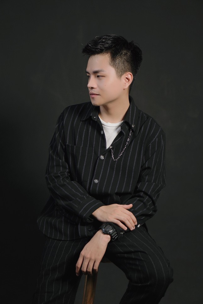 Đức Châu: Từ chàng trai sáng tạo video triệu view đến CEO công ty giải trí đa tài ảnh 6