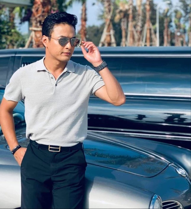 Đông Nhi tự tay may đồ cho con; Hồng Đăng diện đồ khoe hình như tài tử xứ Hàn ảnh 9