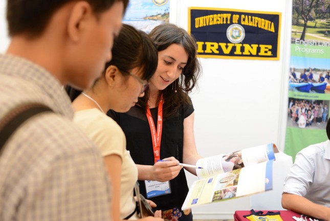 Trường đại học đầu tiên tiếp nhận du học sinh Việt Nam về nước tránh COVID-19 ảnh 2