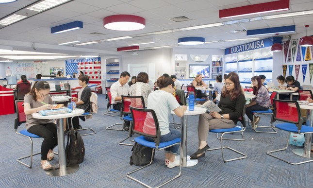 Cùng nhau “check-in” thư viện miễn phí ở Sài Gòn. ảnh 3