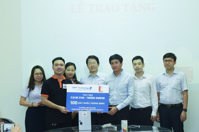 Chàng sinh viên chế “máy nhắc uống thuốc” phục vụ điều trị bệnh nhân COVID-19 ảnh 3