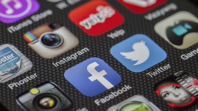 Thuật toán mới đoán đúng đến 80% người sắp đăng tin giả ảnh 1