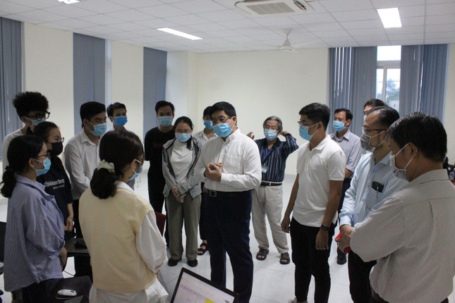 Vì an toàn cộng đồng, tình nguyện không ăn Tết ảnh 3