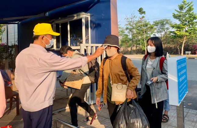 Trường hợp nào được xét duyệt vào ở KTX ĐHQG TP. HCM trước 28/2/2021? ảnh 1