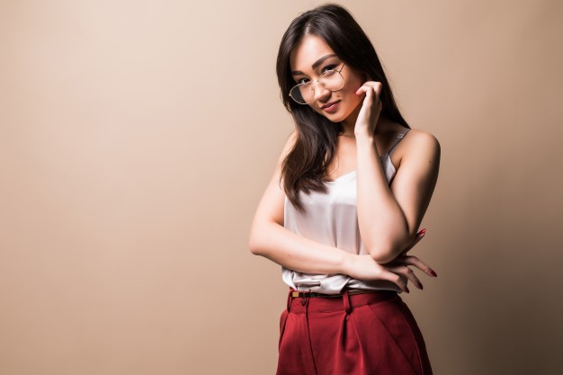 Gợi cảm không phải là “hở trước trống sau”, đôi khi các nàng chỉ cần như này là đủ ảnh 1