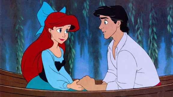 Lọ lem - công chúa "rắc thính" giỏi nhất Disney vs Ariel - cô gái yêu đơn phương ngây ngô ảnh 4