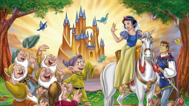 Lọ lem - công chúa "rắc thính" giỏi nhất Disney vs Ariel - cô gái yêu đơn phương ngây ngô ảnh 3