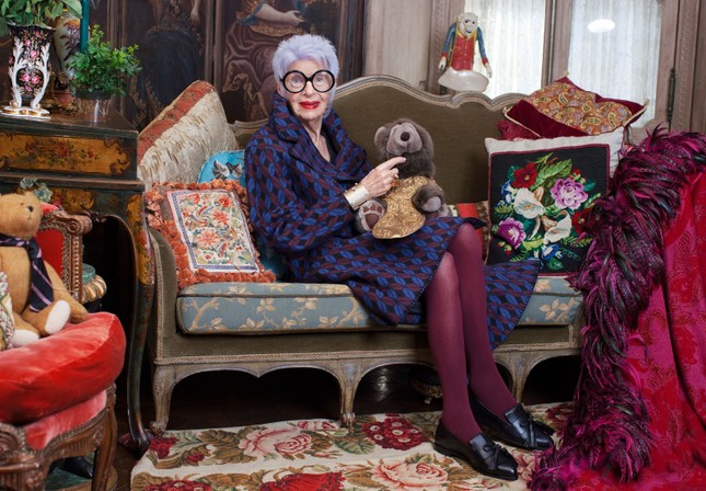 Fashion Icon: Các cụ bà này mặc còn đẹp hơn chúng ta, có khối thứ để học từ họ! ảnh 12